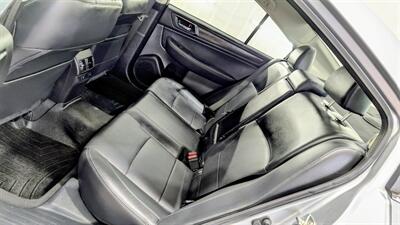 2016 Subaru Legacy 2.5i Limited   - Photo 13 - Butler, PA 16001