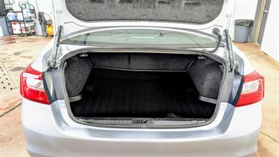 2016 Subaru Legacy 2.5i Limited   - Photo 18 - Butler, PA 16001