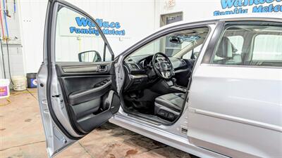 2016 Subaru Legacy 2.5i Limited   - Photo 10 - Butler, PA 16001