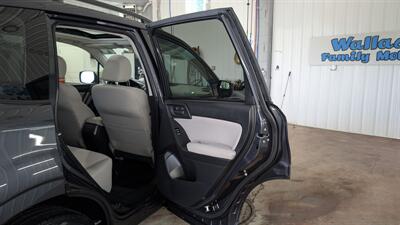 2014 Subaru Forester 2.5i Premium   - Photo 16 - Butler, PA 16001