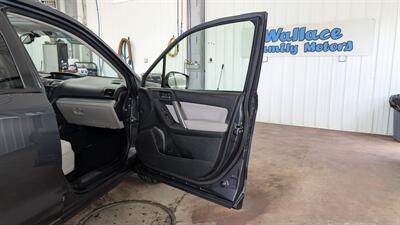 2014 Subaru Forester 2.5i Premium   - Photo 14 - Butler, PA 16001