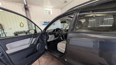 2014 Subaru Forester 2.5i Premium   - Photo 20 - Butler, PA 16001