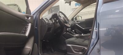 2016 Mazda CX-5 Touring AWD   - Photo 10 - Butler, PA 16001
