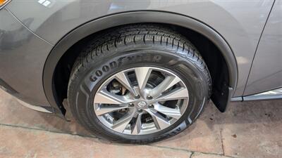 2017 Nissan Murano S   - Photo 8 - Butler, PA 16001