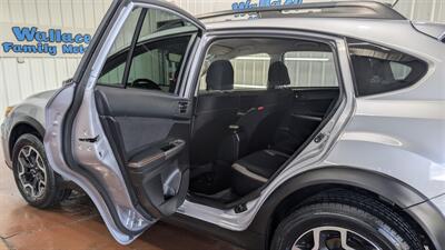 2017 Subaru Crosstrek 2.0i Premium   - Photo 12 - Butler, PA 16001