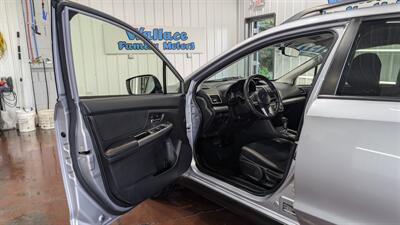 2017 Subaru Crosstrek 2.0i Premium   - Photo 10 - Butler, PA 16001