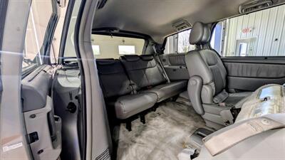 2010 Toyota Sienna XLE   - Photo 17 - Butler, PA 16001