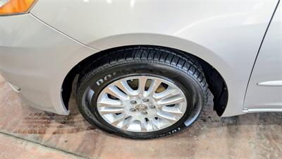 2010 Toyota Sienna XLE   - Photo 8 - Butler, PA 16001