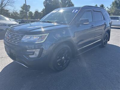 2017 Ford Explorer XLT  4X4 - Photo 2 - Butler, PA 16001