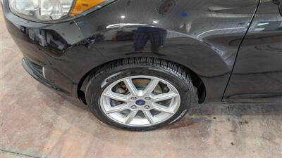 2015 Ford Fiesta SE   - Photo 9 - Butler, PA 16001