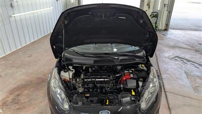 2015 Ford Fiesta SE   - Photo 7 - Butler, PA 16001