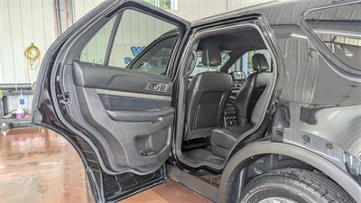 2018 Ford Explorer XLT   - Photo 12 - Butler, PA 16001