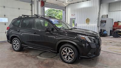 2023 Subaru Forester Premium   - Photo 5 - Butler, PA 16001