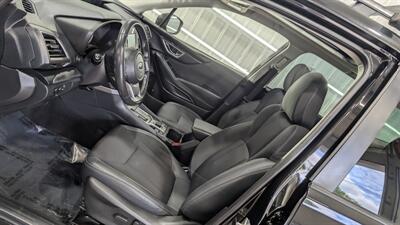 2023 Subaru Forester Premium   - Photo 11 - Butler, PA 16001