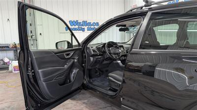 2023 Subaru Forester Premium   - Photo 10 - Butler, PA 16001