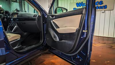 2013 Mazda CX-5 Touring   - Photo 14 - Butler, PA 16001