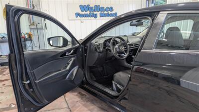 2016 Mazda Mazda3 i Sport   - Photo 10 - Butler, PA 16001