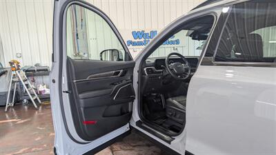 2024 Kia Telluride SX-Prestige X-Line   - Photo 10 - Butler, PA 16001