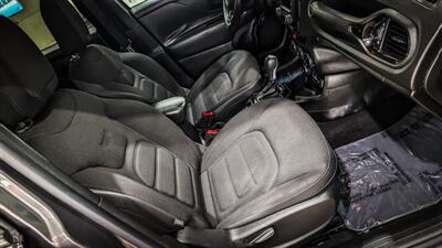 2016 Jeep Renegade Justice Edition   - Photo 15 - Butler, PA 16001
