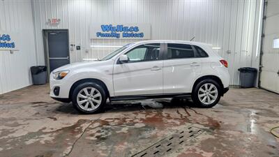 2015 Mitsubishi Outlander Sport 2.4 ES   - Photo 1 - Butler, PA 16001