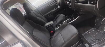2020 Mitsubishi Outlander ES   - Photo 15 - Butler, PA 16001
