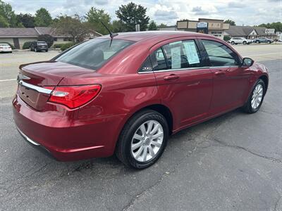 2013 Chrysler 200 Touring   - Photo 5 - Butler, PA 16001