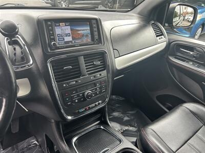 2012 Dodge Grand Caravan R/T   - Photo 10 - Butler, PA 16001