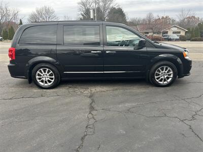 2012 Dodge Grand Caravan R/T   - Photo 4 - Butler, PA 16001