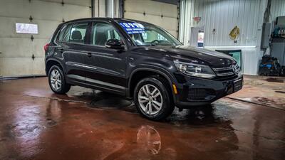 2013 Volkswagen Tiguan S 4Motion   - Photo 6 - Butler, PA 16001
