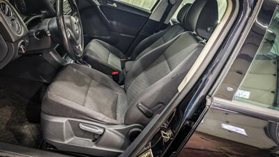 2013 Volkswagen Tiguan S 4Motion   - Photo 11 - Butler, PA 16001