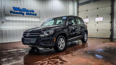 2013 Volkswagen Tiguan S 4Motion   - Photo 2 - Butler, PA 16001