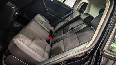 2013 Volkswagen Tiguan S 4Motion   - Photo 13 - Butler, PA 16001