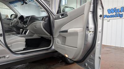 2011 Subaru Forester 2.5X Limited   - Photo 14 - Butler, PA 16001
