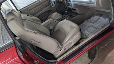 2002 Chrysler Sebring GTC   - Photo 14 - Butler, PA 16001