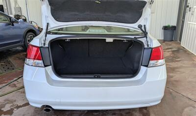 2011 Subaru Legacy 2.5i Premium   - Photo 18 - Butler, PA 16001