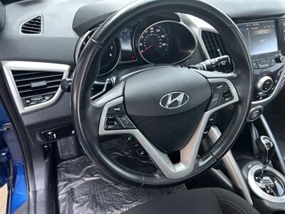 2017 Hyundai VELOSTER Value Edition   - Photo 8 - Butler, PA 16001