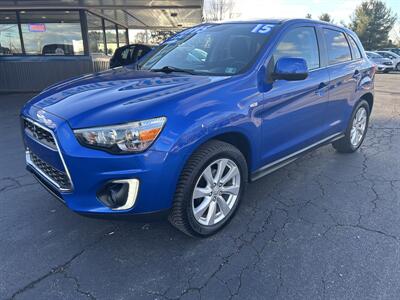 2015 Mitsubishi Outlander Sport SE   - Photo 2 - Butler, PA 16001