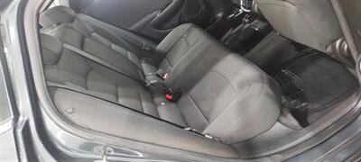 2016 Chevrolet Malibu LT   - Photo 18 - Butler, PA 16001