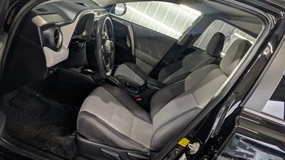 2013 Toyota RAV4 XLE   - Photo 11 - Butler, PA 16001