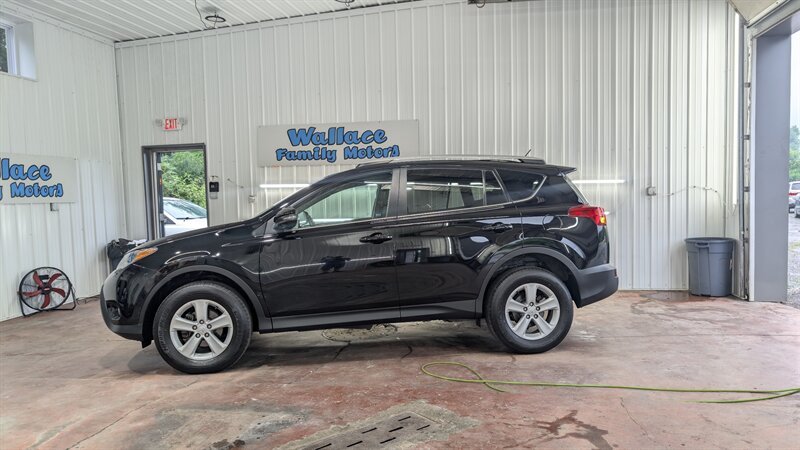 2013 Toyota RAV4 XLE   - Photo 1 - Butler, PA 16001