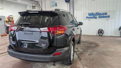 2013 Toyota RAV4 XLE   - Photo 4 - Butler, PA 16001
