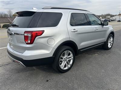 2016 Ford Explorer XLT   - Photo 5 - Butler, PA 16001