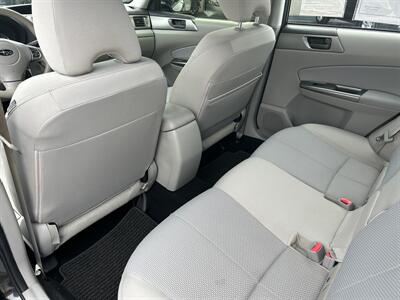 2012 Subaru Forester 2.5X   - Photo 12 - Butler, PA 16001