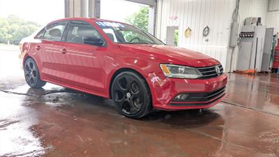 2016 Volkswagen Jetta 1.8T Sport   - Photo 6 - Butler, PA 16001