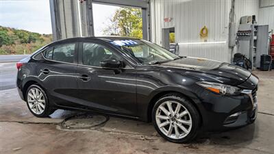 2017 Mazda MAZDA3 Touring   - Photo 5 - Butler, PA 16001