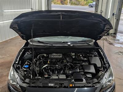 2017 Mazda MAZDA3 Touring   - Photo 7 - Butler, PA 16001