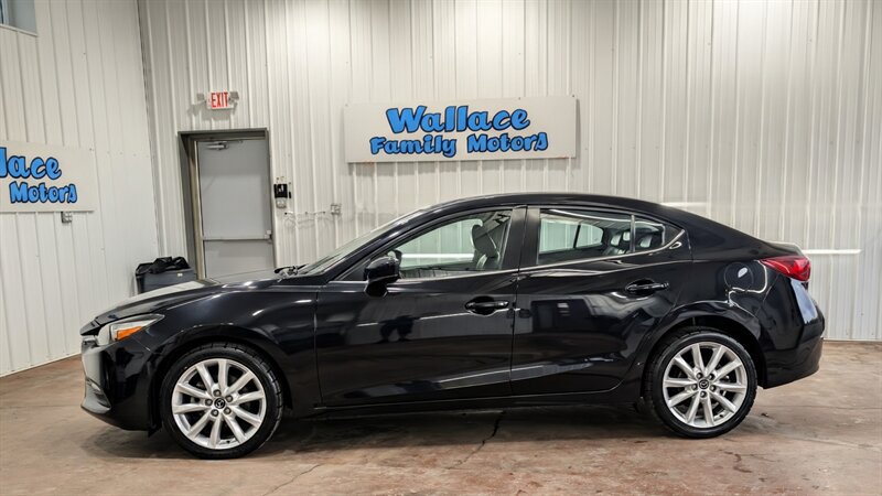 2017 Mazda MAZDA3 Touring   - Photo 1 - Butler, PA 16001