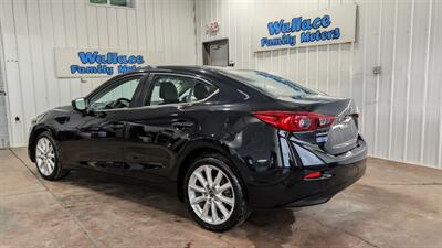 2017 Mazda MAZDA3 Touring   - Photo 3 - Butler, PA 16001