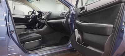 2016 Subaru Outback 2.5i Premium   - Photo 15 - Butler, PA 16001