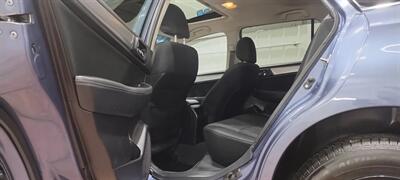 2016 Subaru Outback 2.5i Premium   - Photo 12 - Butler, PA 16001